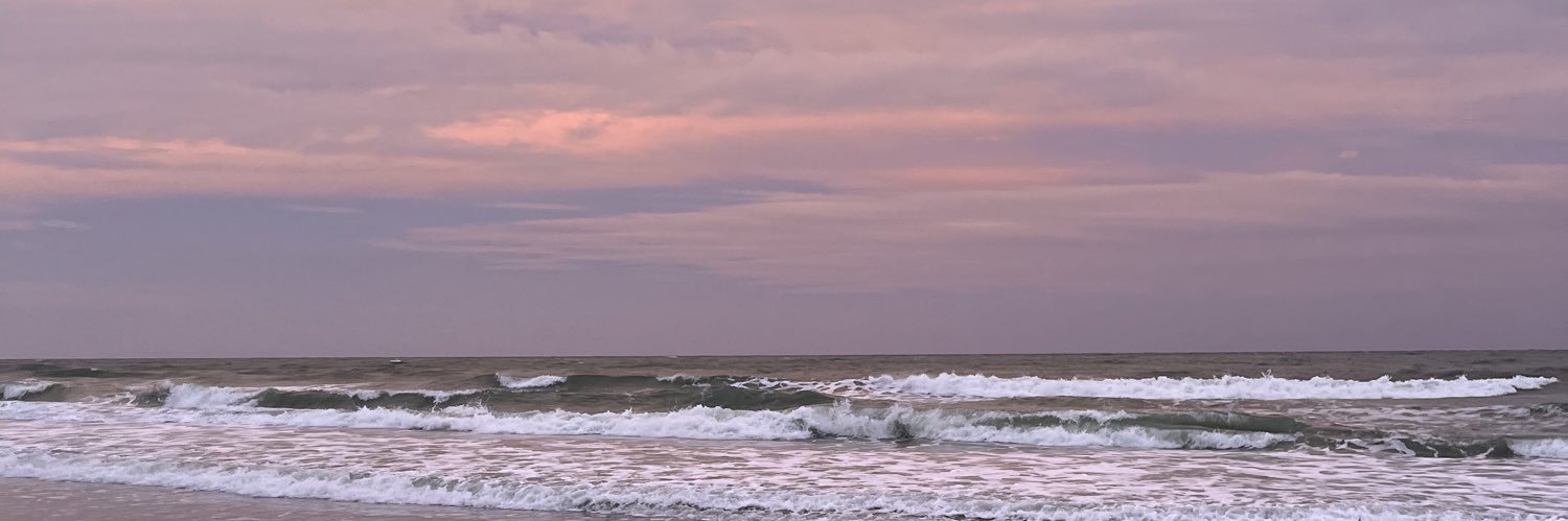 t_wall44's profile banner image