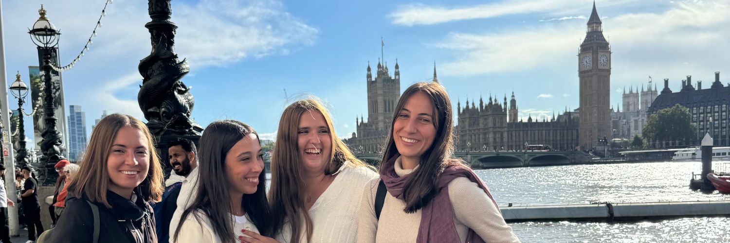 marinitacr's profile banner image
