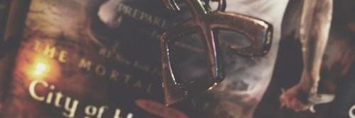 rochislove's profile banner image