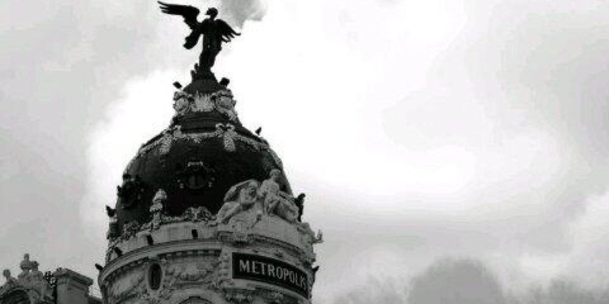 mobenbu's profile banner image