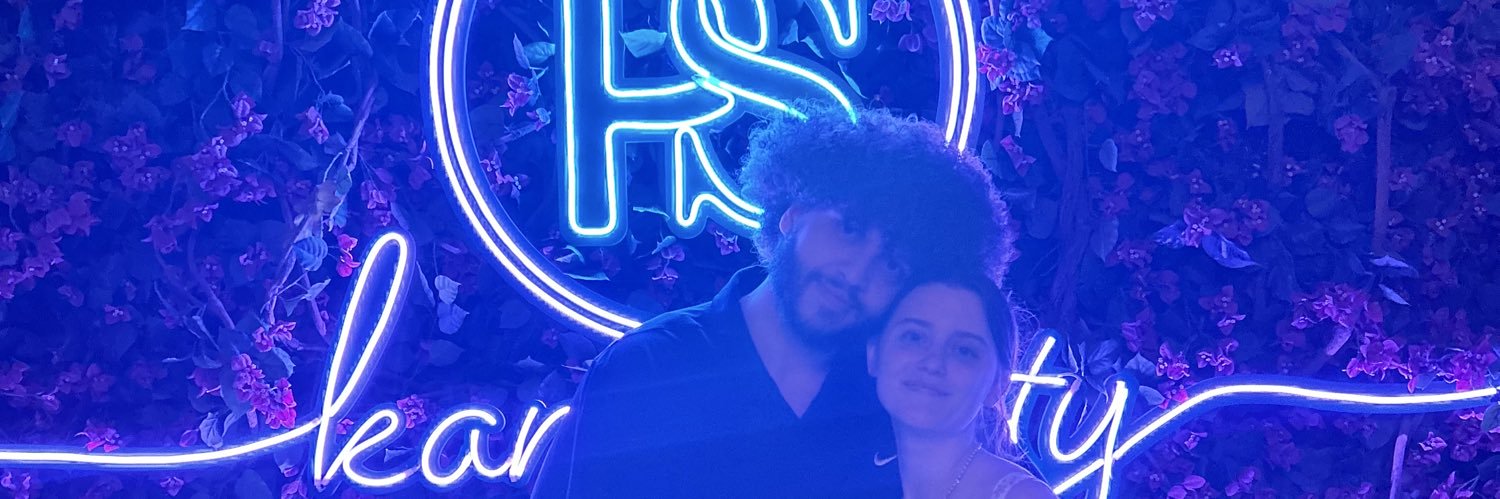 KneeLow_'s profile banner image