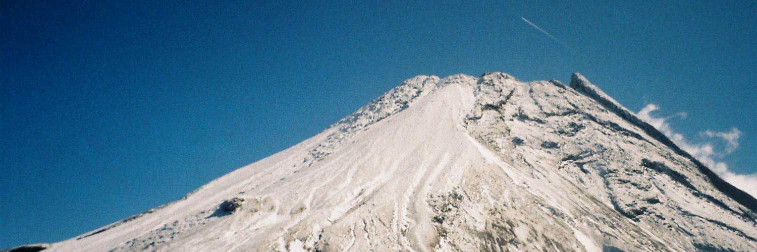 alyscosmos's profile banner image
