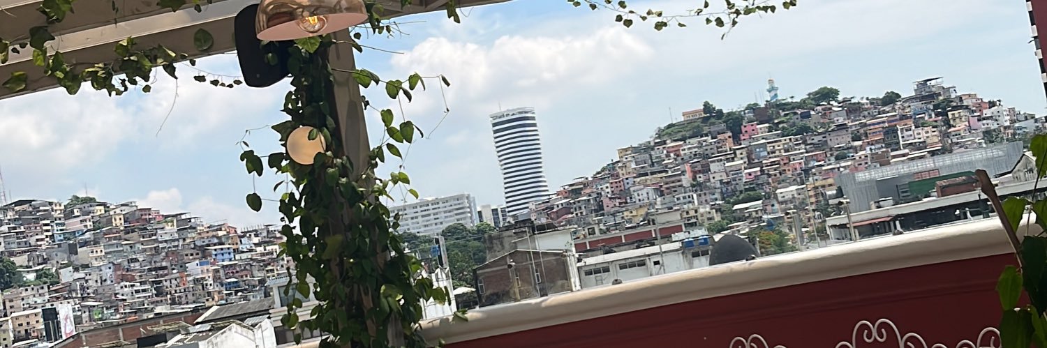 AngieCarpioS16's profile banner image