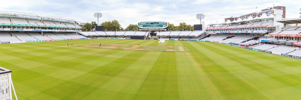 Middlesex Umpires and Scorers banner