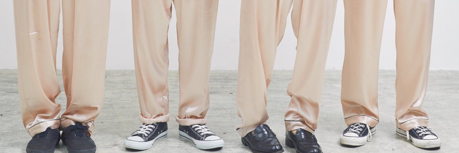school_200's profile banner image