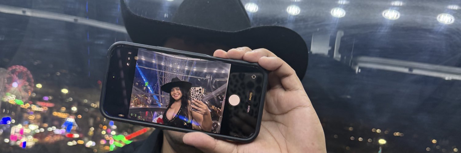 moonluverbb's profile banner image