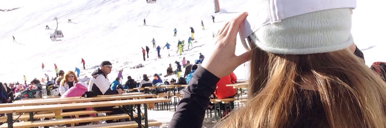 manssonsofia's profile banner image