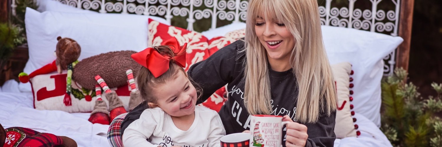 MacyMacydunn's profile banner image