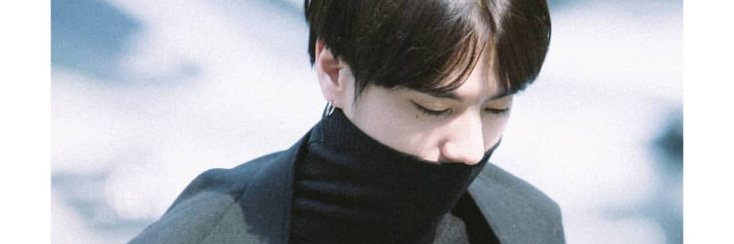 queerost's profile banner image