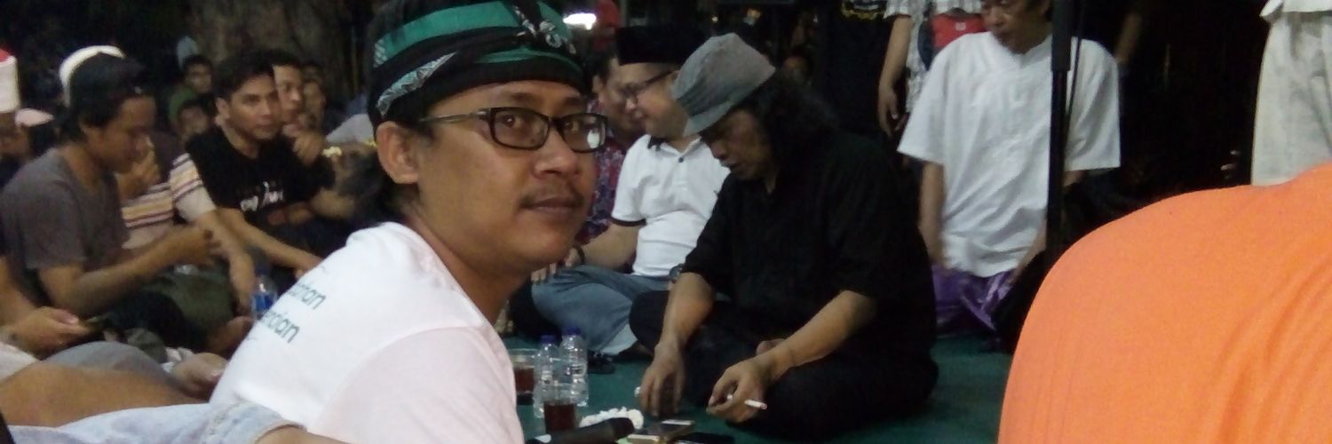 adenk84's profile banner image