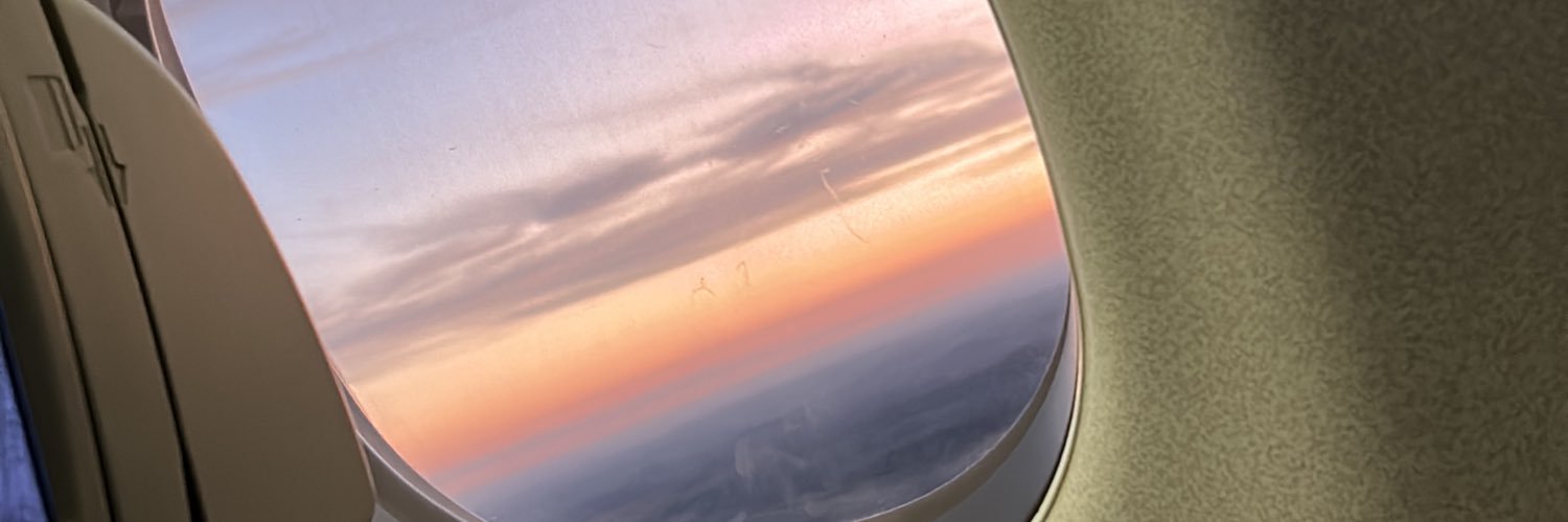gabscmello's profile banner image