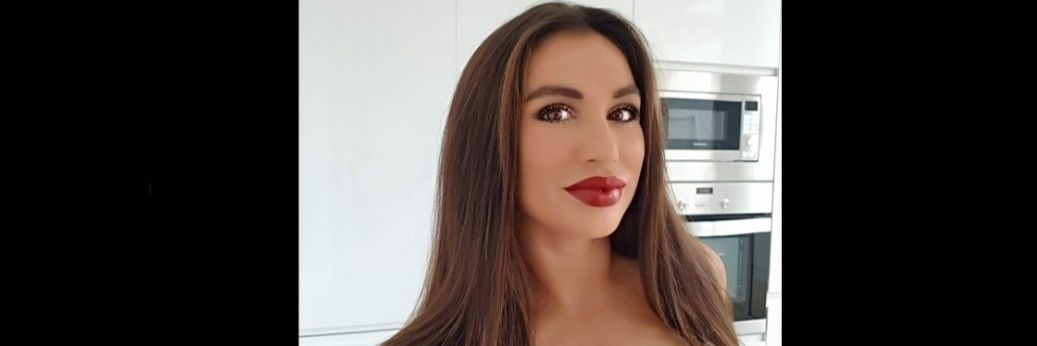 Veronica__vlc's profile banner image