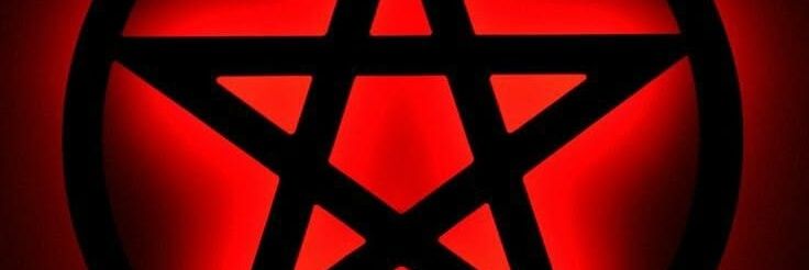 Lizzy17_90's profile banner image
