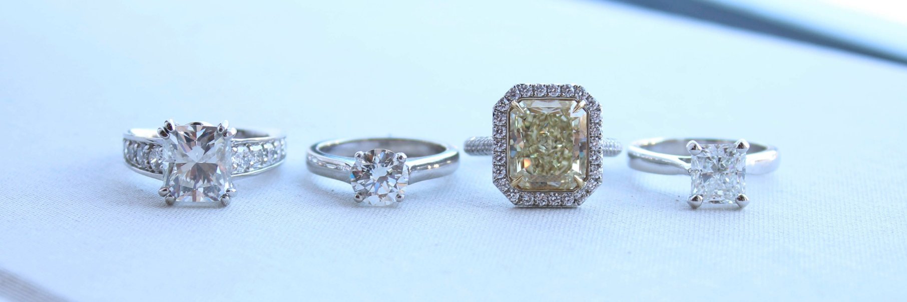 R.F. Moeller Jeweler banner