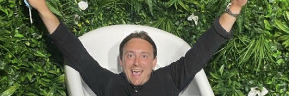 howesy2012's profile banner image