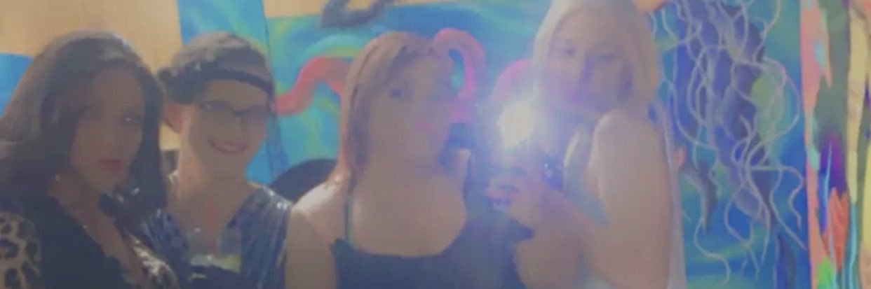 Alyssa Warren banner