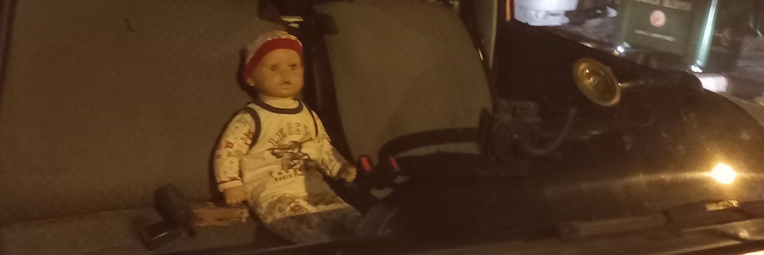 ozgecaakir's profile banner image