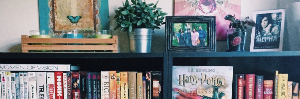 MeliWriter's profile banner image