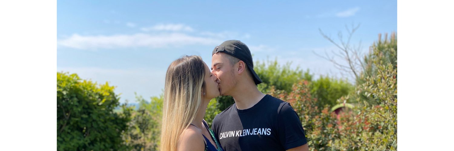 LauriineMh's profile banner image