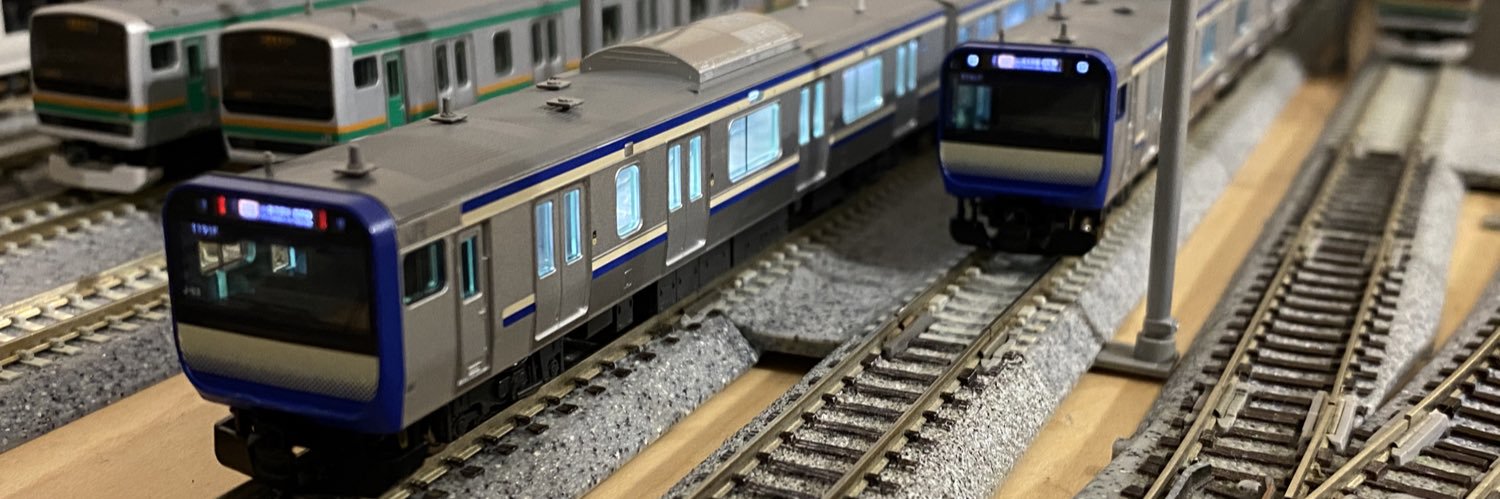 E233H46's profile banner image