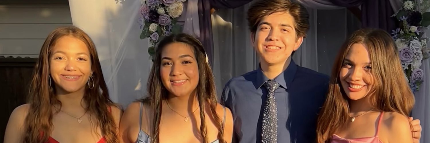 lorenaisabelx's profile banner image
