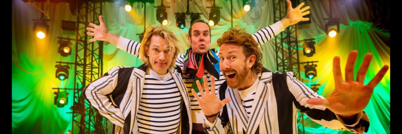 Ashton Brothers banner