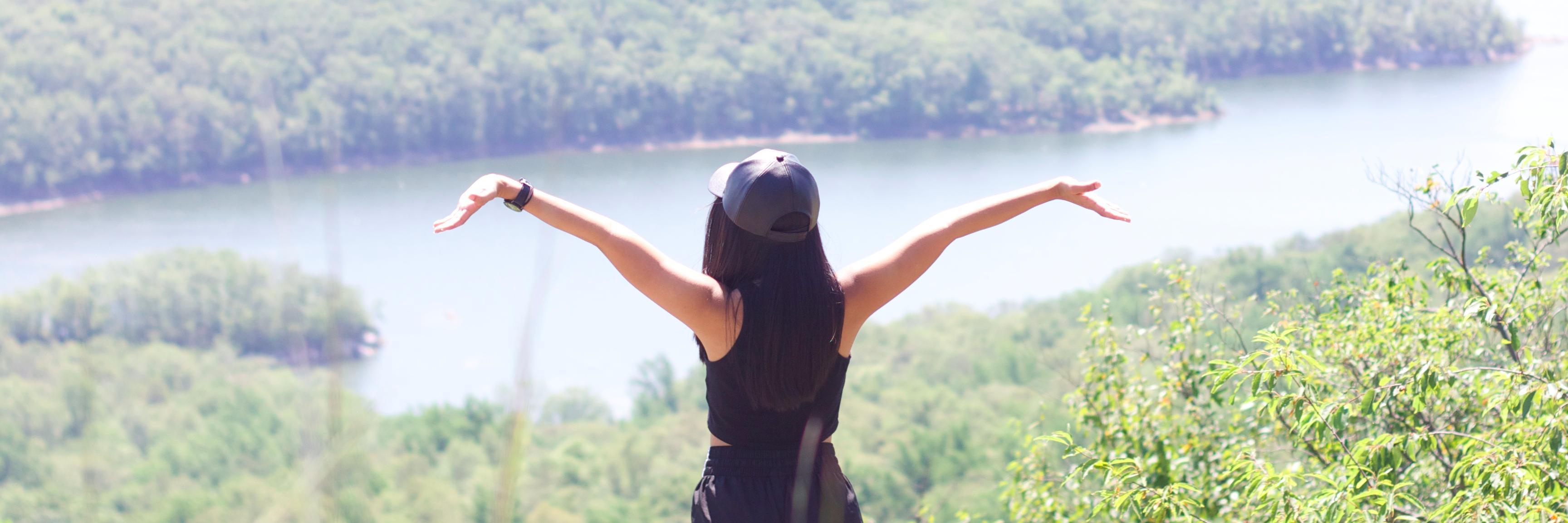 LooksByLau's profile banner image
