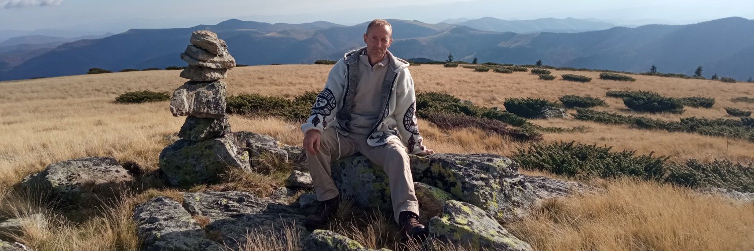 pecsigabor's profile banner image