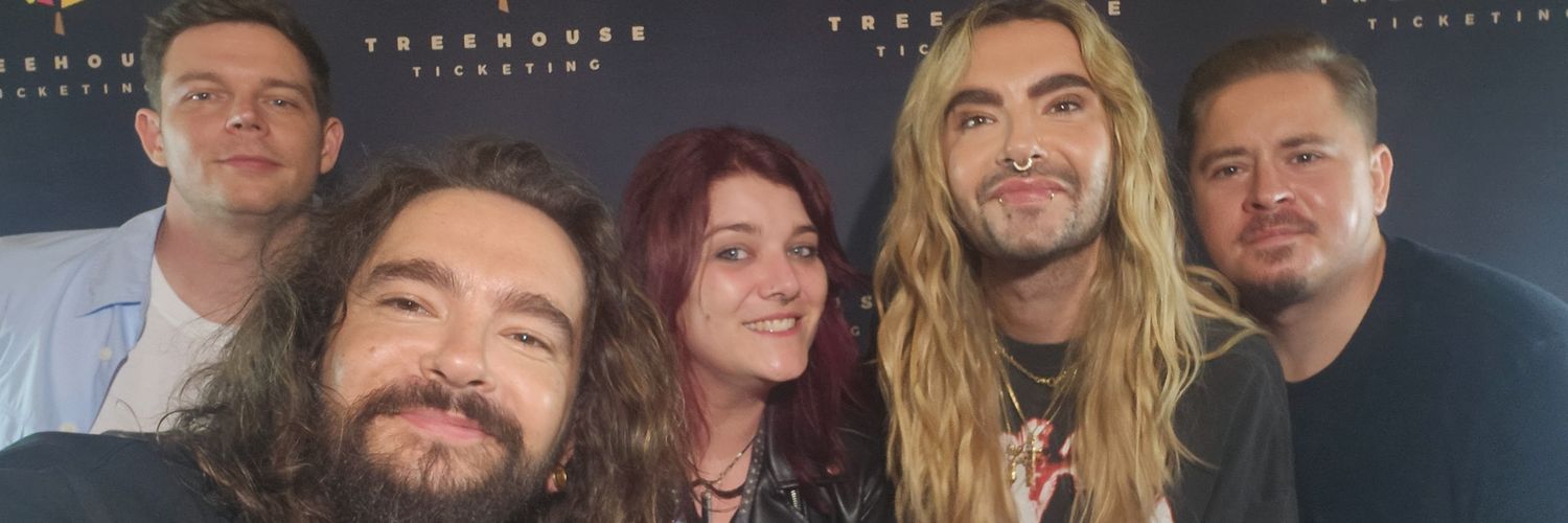 SallyCorne_'s profile banner image