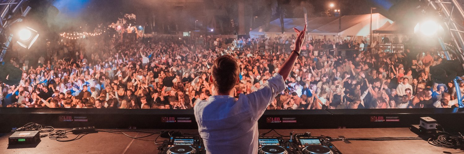 DennisCartier's profile banner image