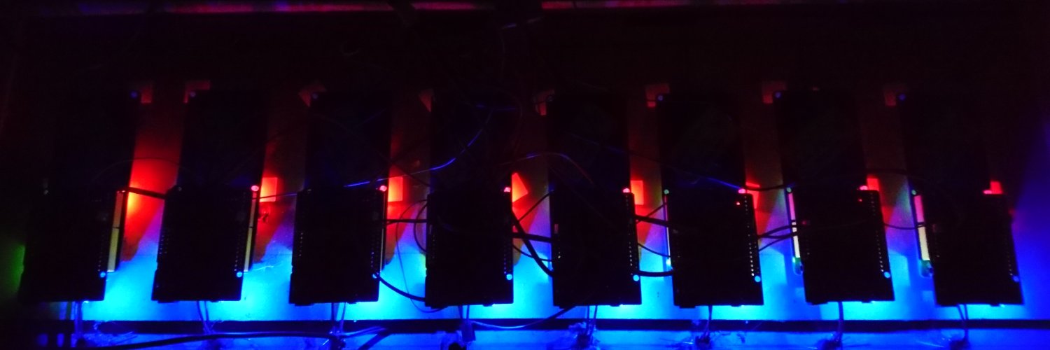 T banner