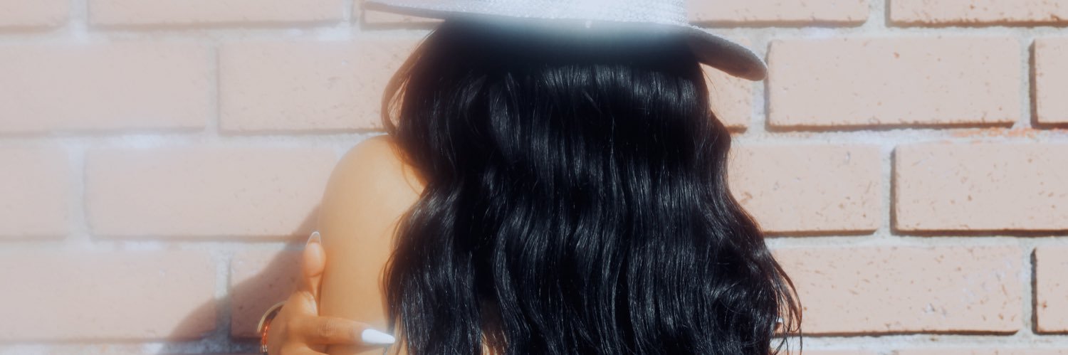 aste_____'s profile banner image