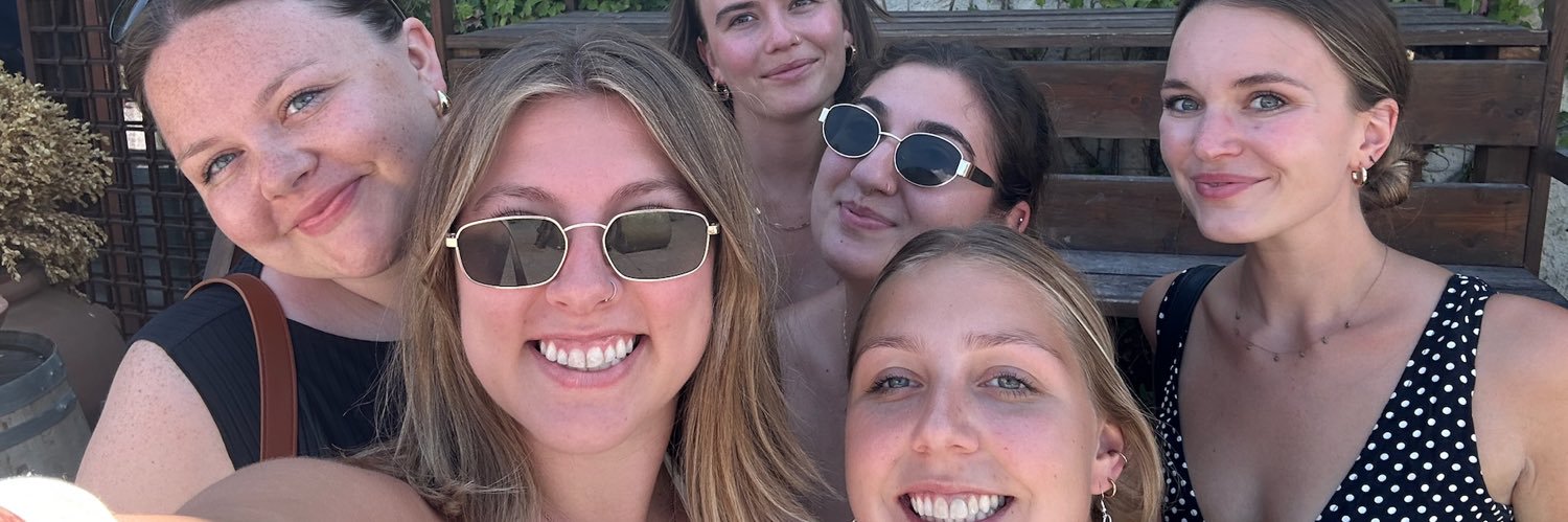 gracevanb17's profile banner image
