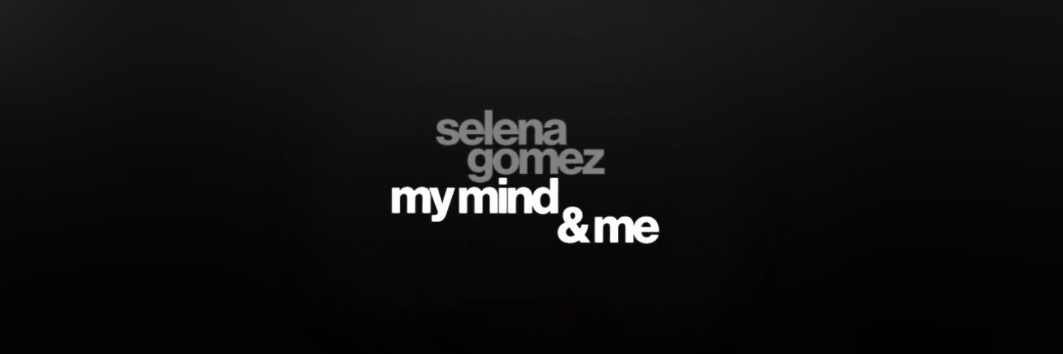 selenaiconic's profile banner image