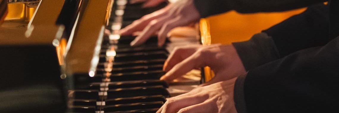 doportew's profile banner image