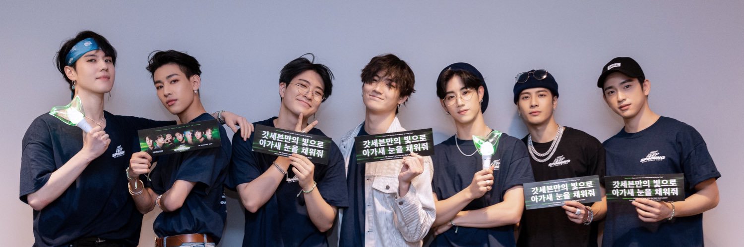 youuri11's profile banner image