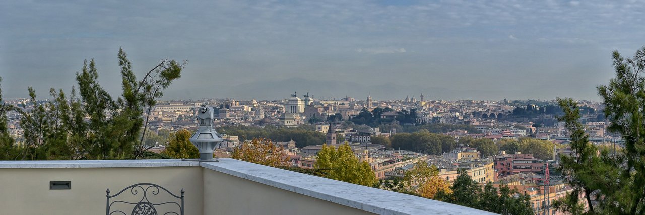Italy Sotheby's International Realty banner