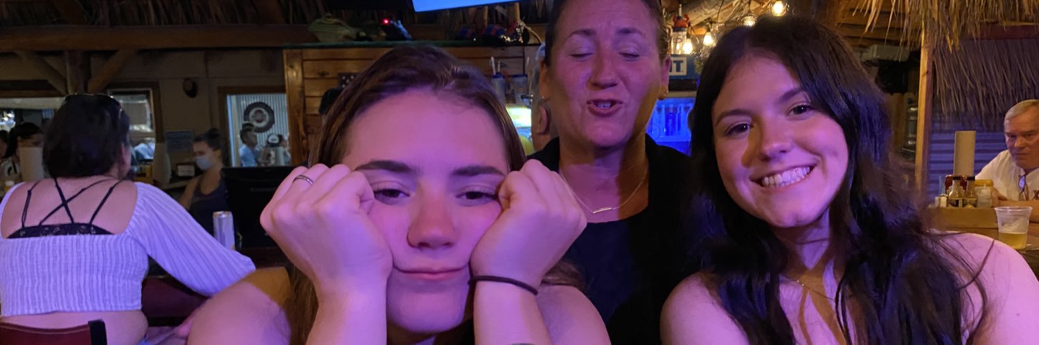 EllieAbes's profile banner image