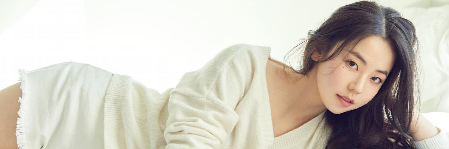cisohee's profile banner image