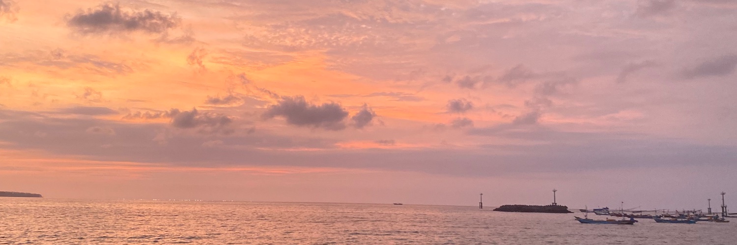 blueeeeeeissky's profile banner image