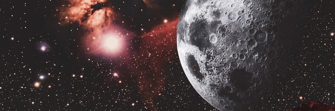 Luna banner