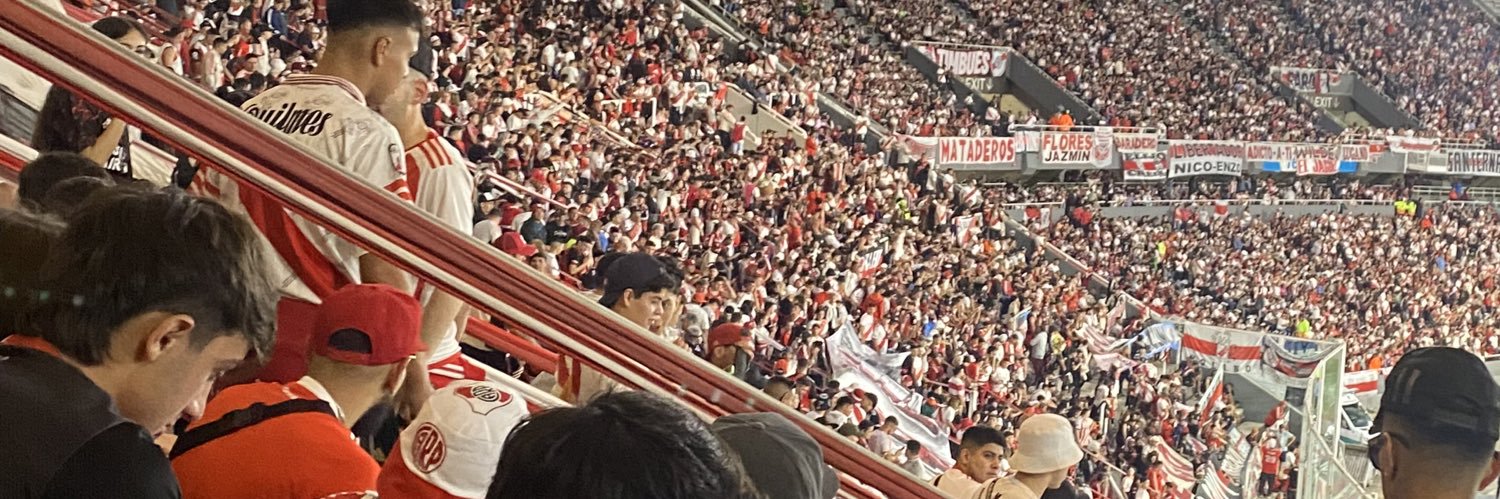 roocampos10's profile banner image