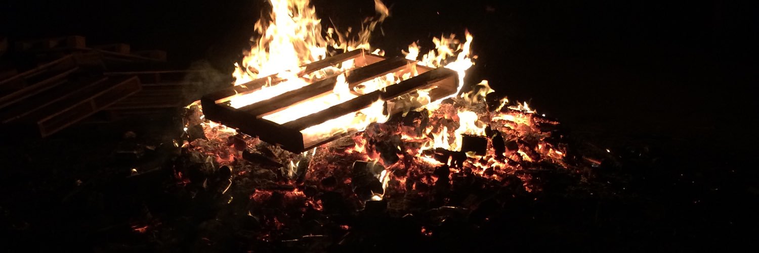 EllisXanne's profile banner image