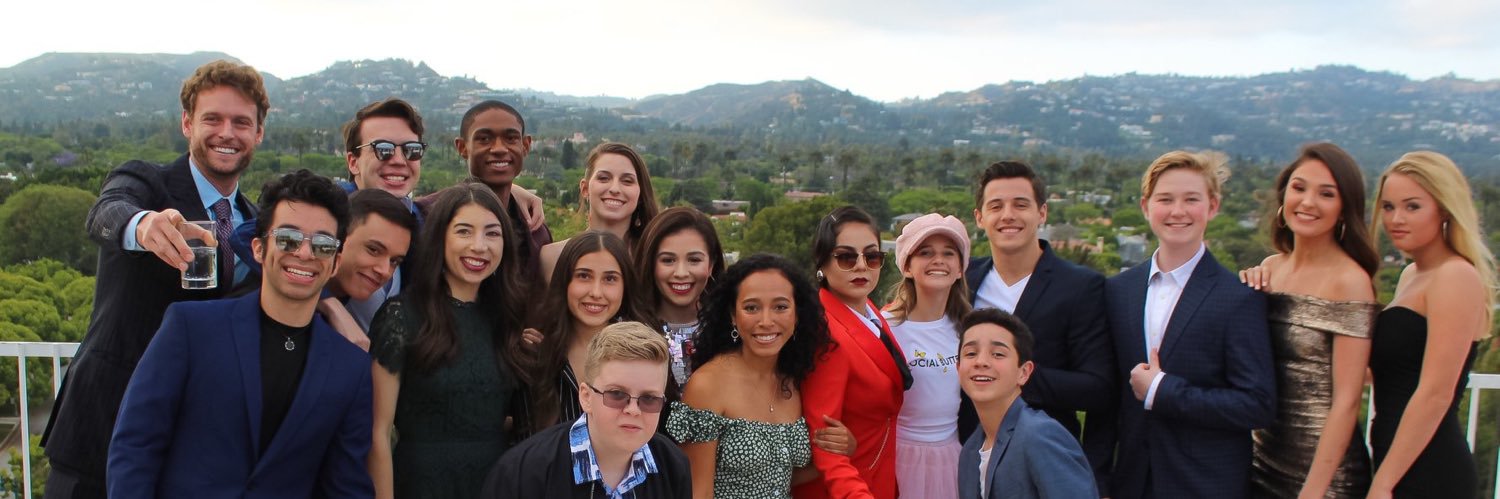 bianca_allyse's profile banner image