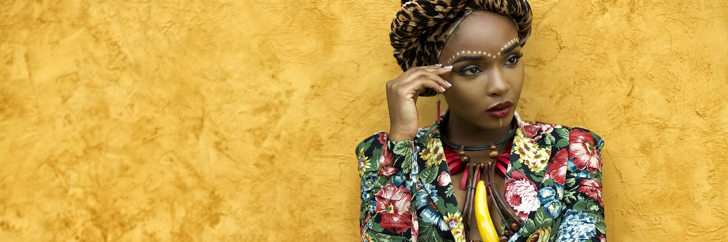 Chantaille's profile banner image