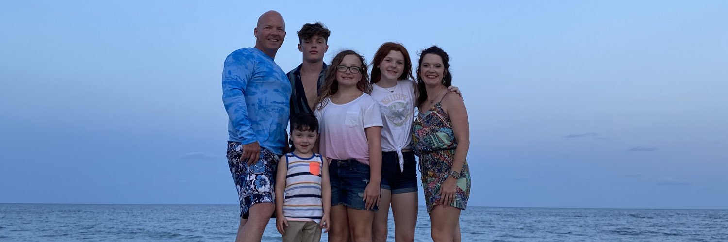 suziejustwright's profile banner image