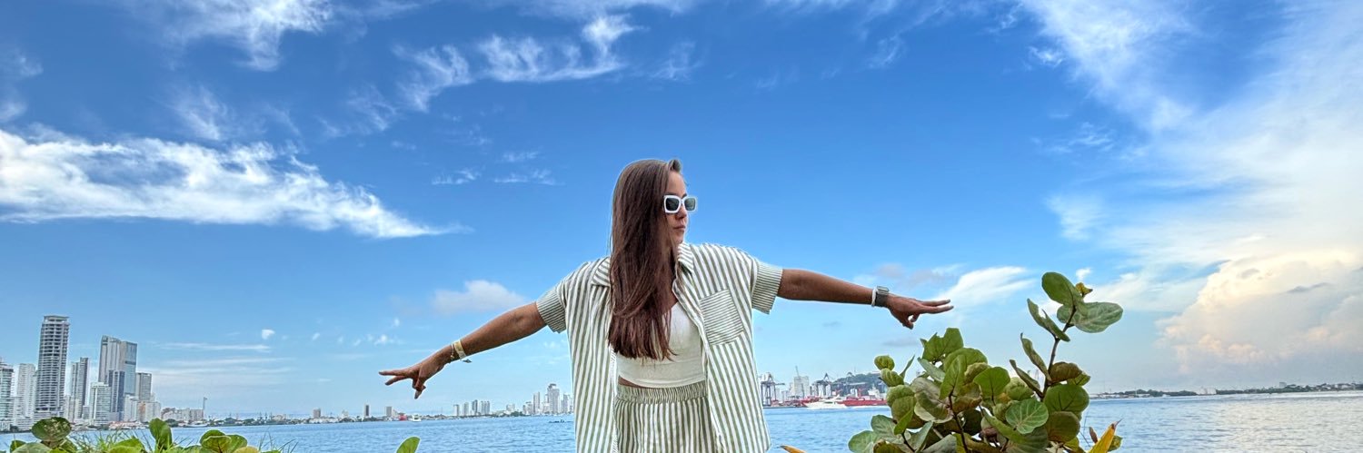 Laaree_'s profile banner image