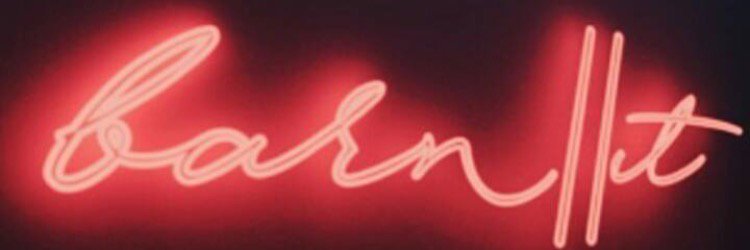 lucy_Barn_it's profile banner image