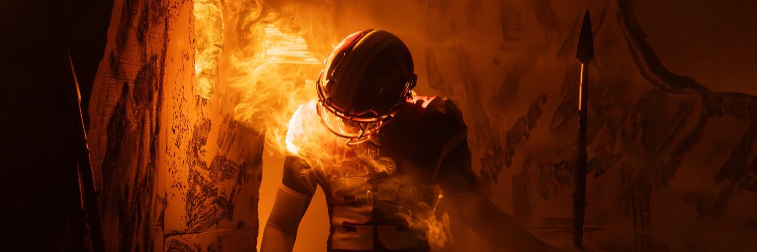 tbast7's profile banner image