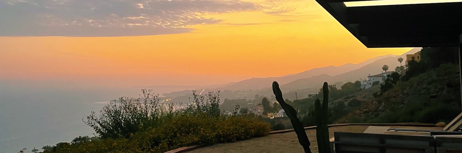kyliekeyess's profile banner image